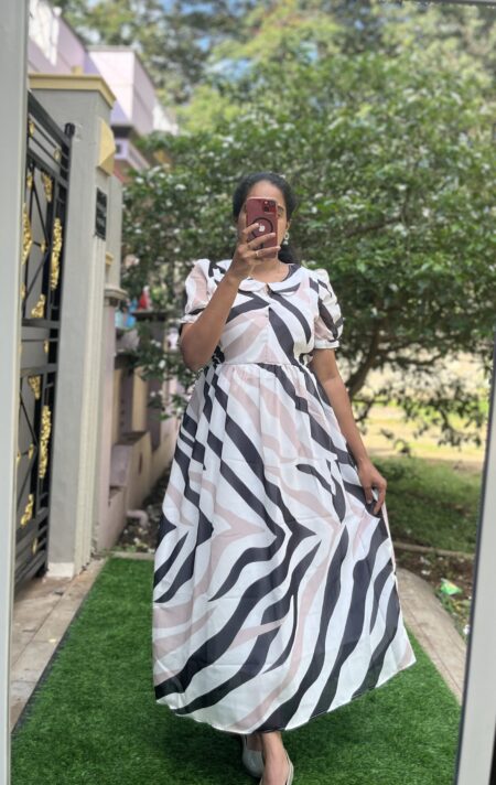 Georgette Maternity/Feeding kurti - PeterPan - Zebra