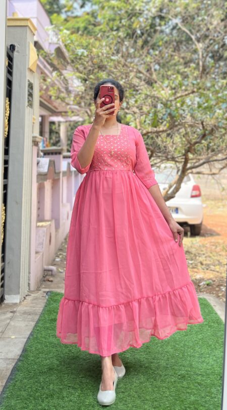 Georgette Maternity/ Feeding Maxi - Yokework peach