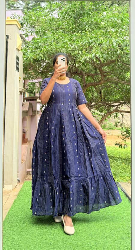 Maternity/Feeding kurti - Raw Silk - Navy Diamond Butta