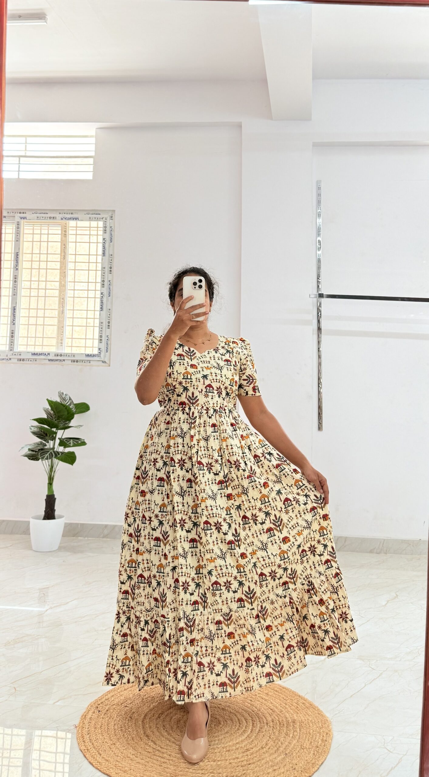 Cotton Maternity/Feeding kurti - Cotton Halfwhite Warli
